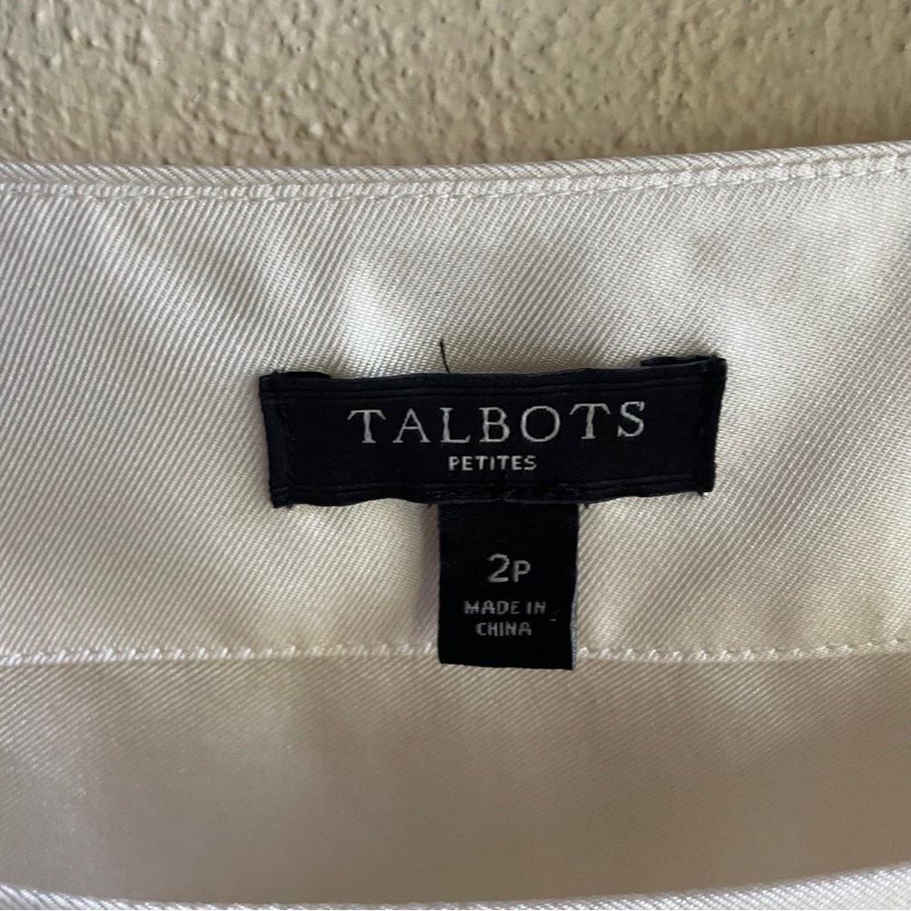 Talbot's Silk Paisley Patterned Blouse. Cap Sleeves, Side Zip. Cream, Green. 2P - Picture 8 of 11